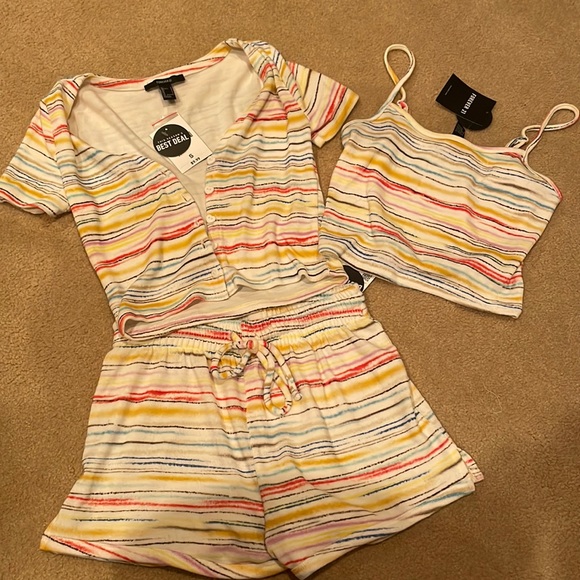 Forever 21 short set - Picture 1 of 3